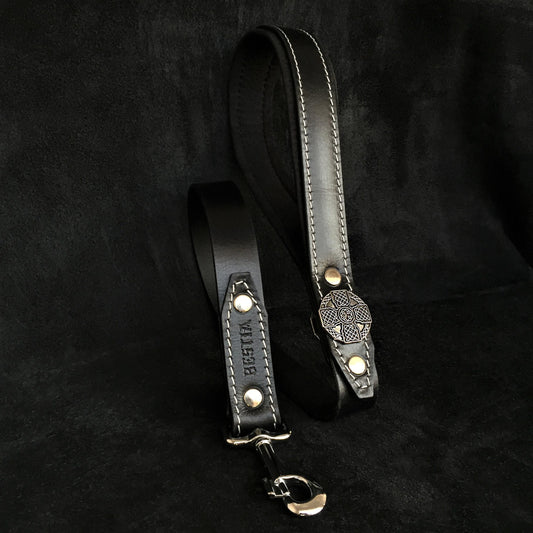 The "Maximus Silver" leash-0