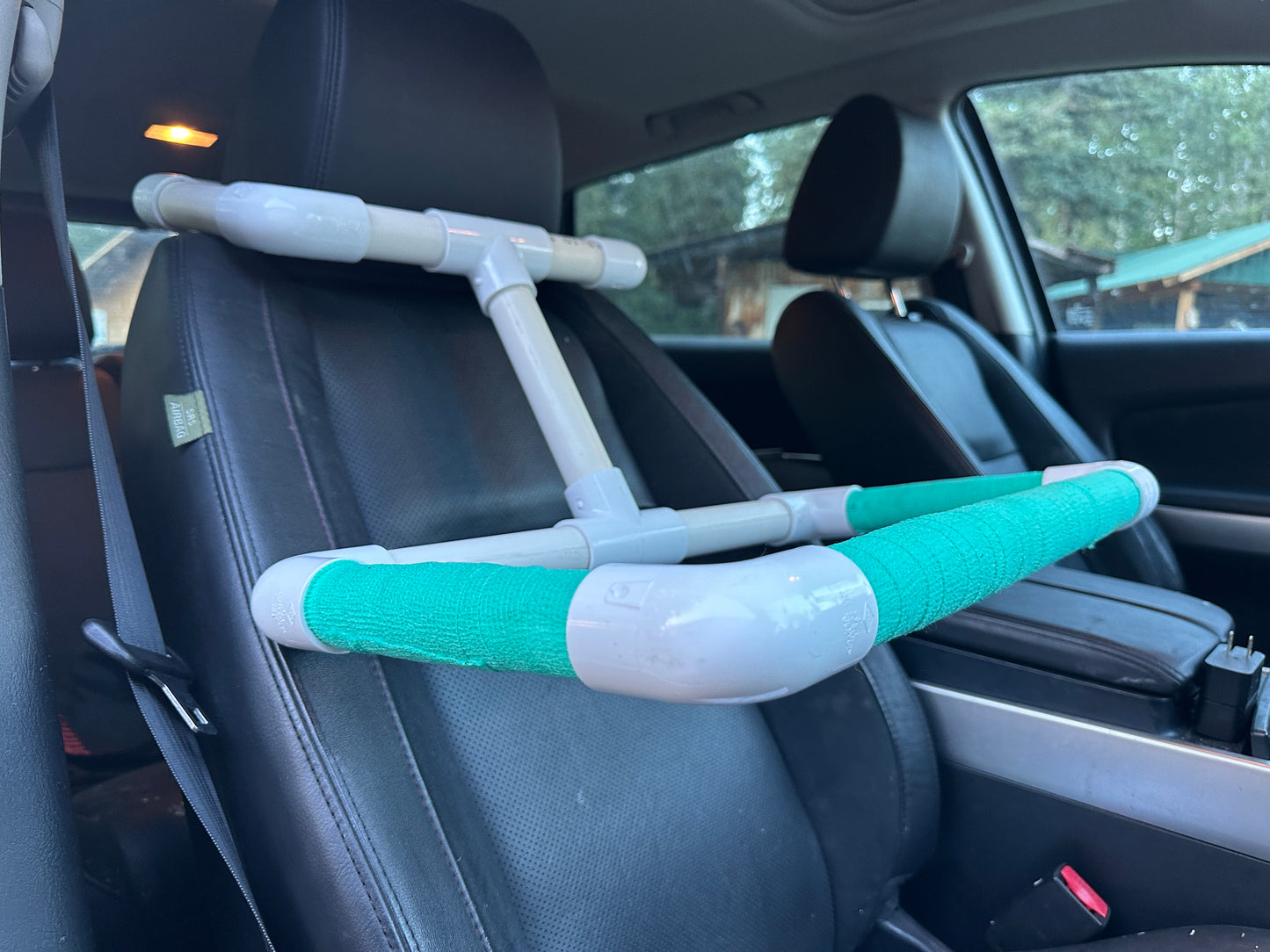 X LARGE PARROT PERCH FOR YOUR CAR!