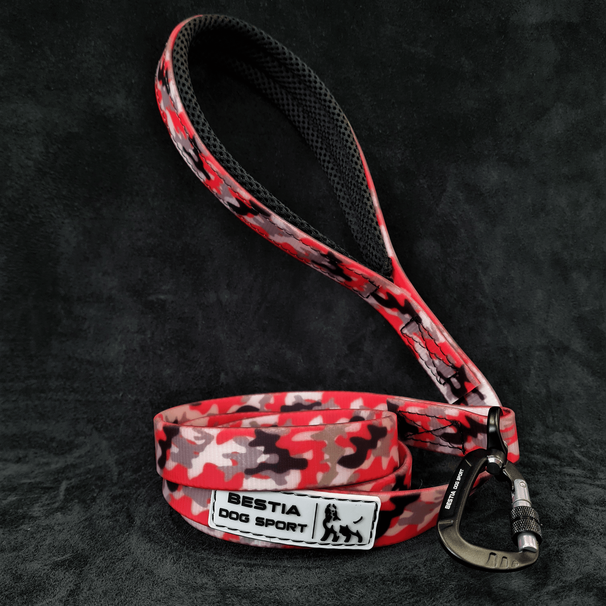 Bestia Dog Sport Tactical Leash Red Camo-1